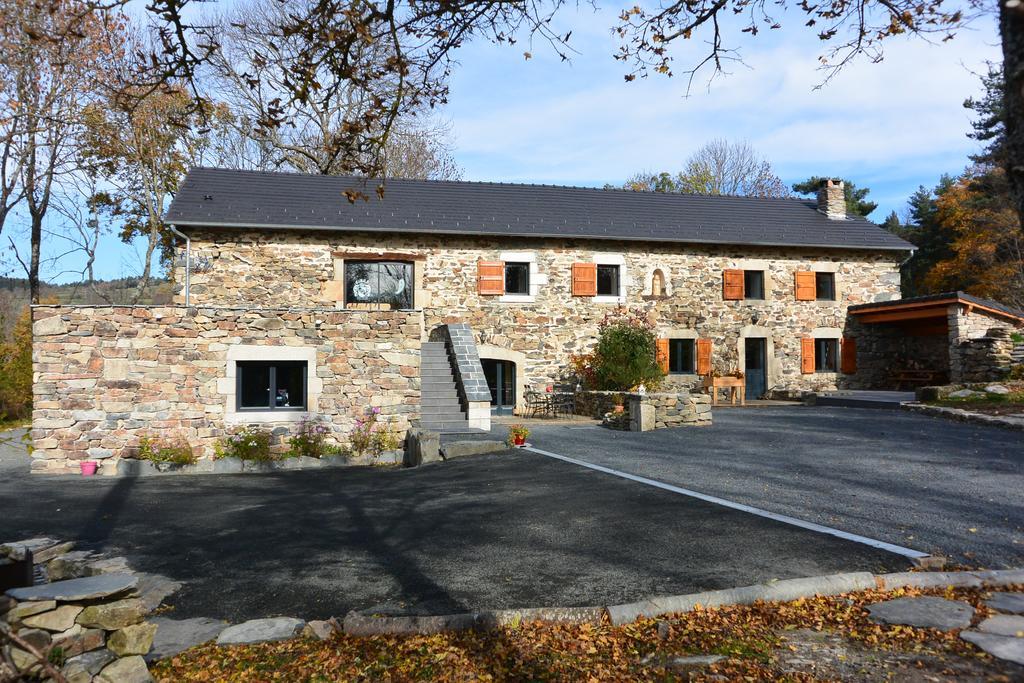 Aux Pays Des Sucs Villa Saint-Hostien Buitenkant foto